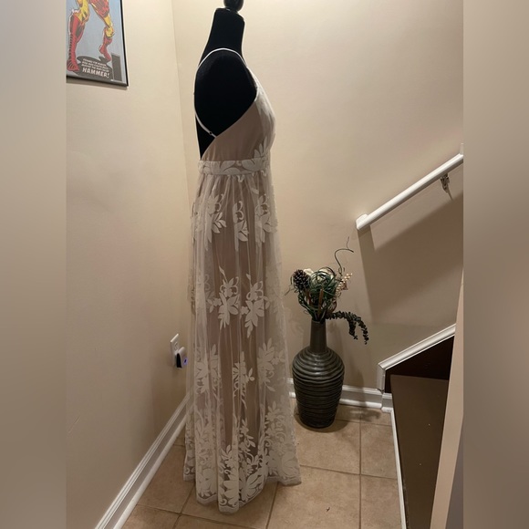 EUC- The Vintage Shop Lace Maxi/Long Dress - Picture 4 of 11